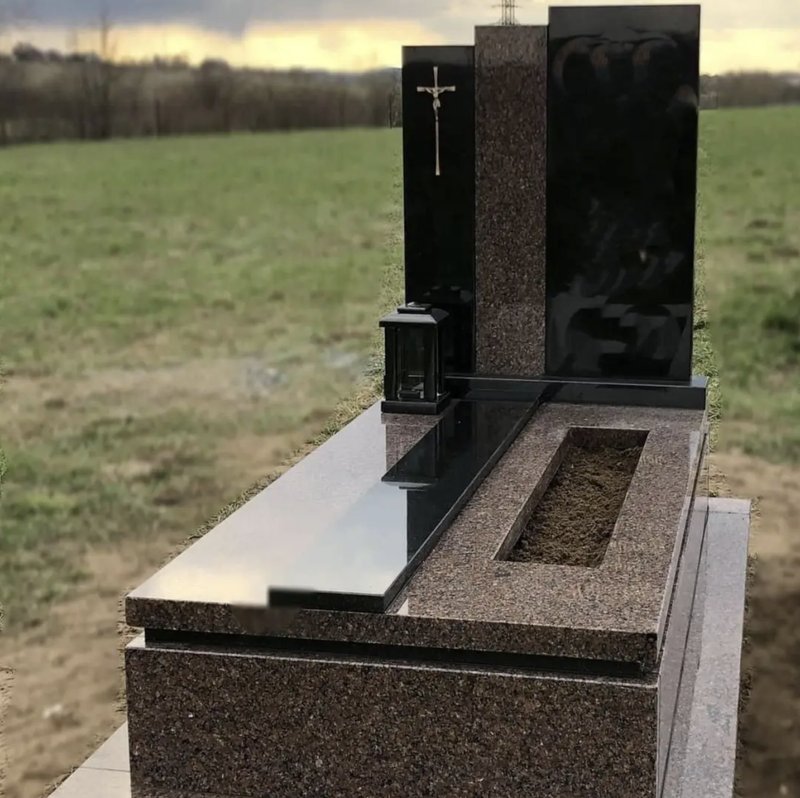 Європейський памʼятник, модель №44