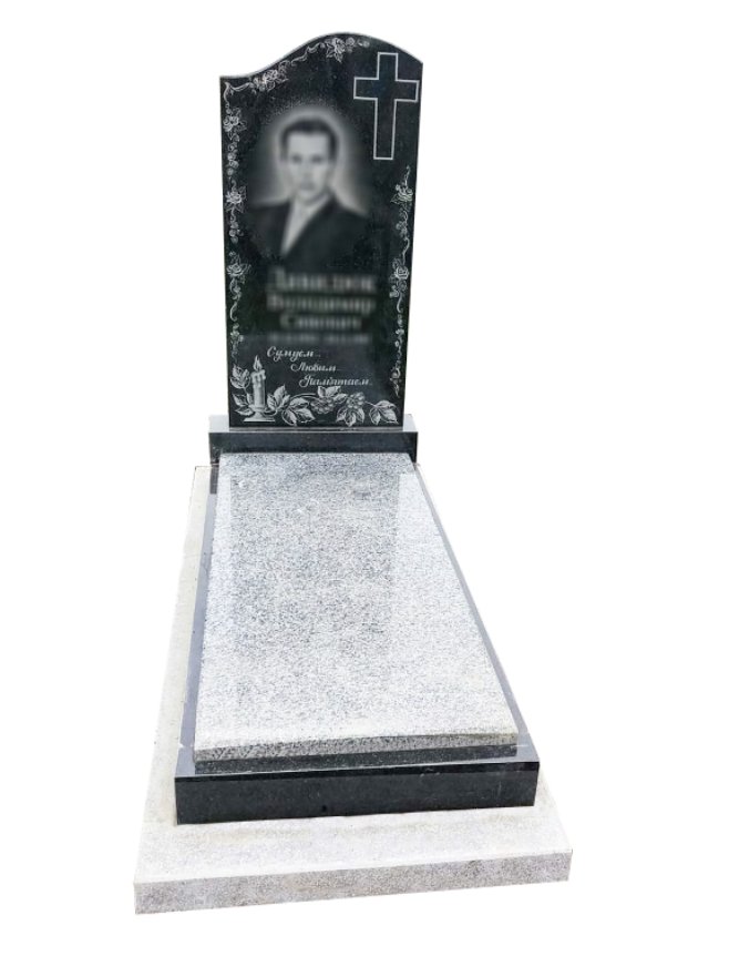 Одинарний памʼятник з граніту — модель №77