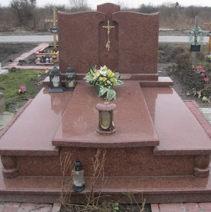 Подвійний памʼятник #pd114
